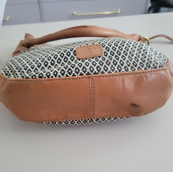 Fossil Karli Hobo Bag - Picture 11 of 15
